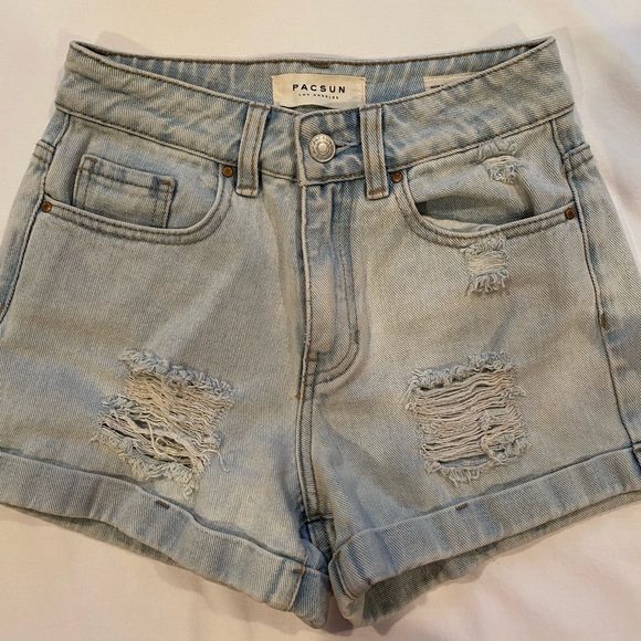 PacSun Pants - PacSun Light-wash Mom Jean Shorts